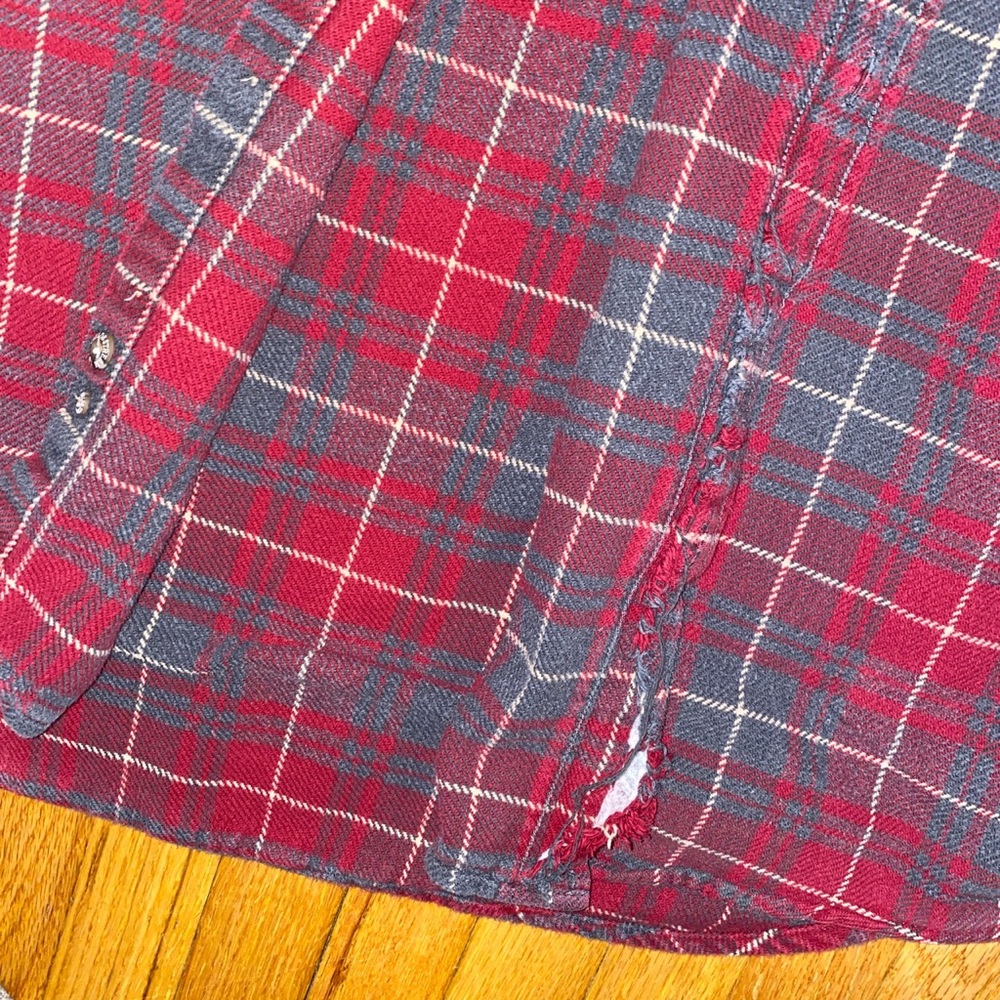Flannel - Picture 2 of 3